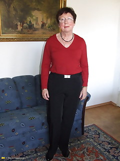 kinky housewife 5651